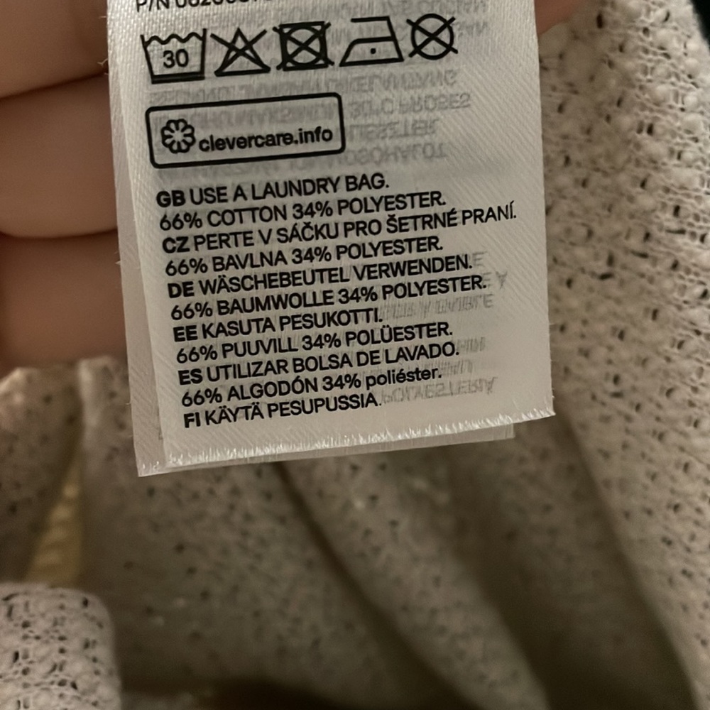 H&M sweater - Picture 4 of 4